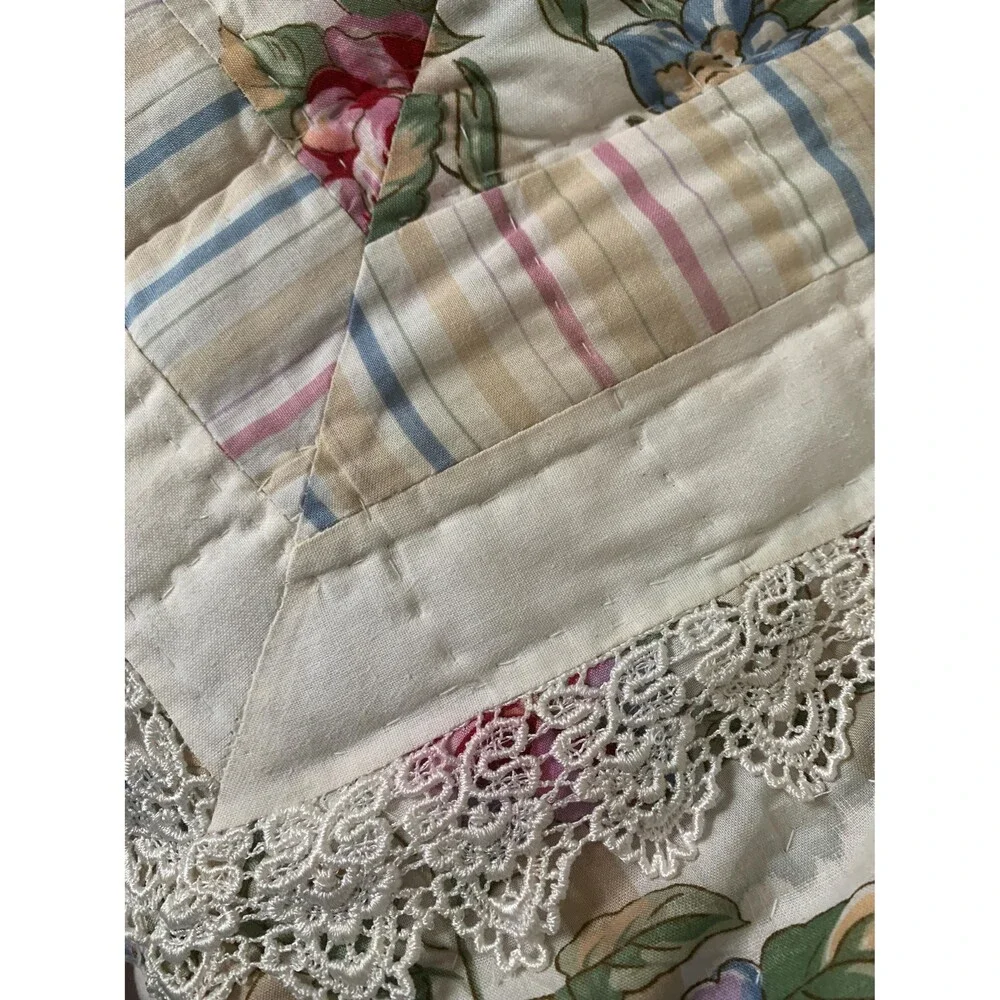 Vintage Quilt with Shams Arch Co. Elmsford, New York